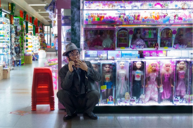 Bên trong thành phố bán đồ “Made In China” lớn nhất thế giới: Đủ loại mặt hàng ấn tượng, đặc biệt là đồ trang trí và đồ chơi trẻ em - Ảnh 6.