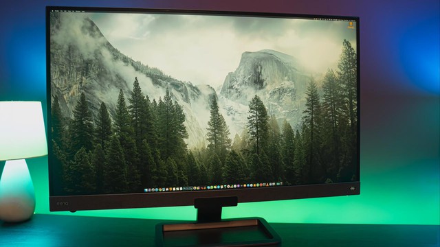 Đánh giá BenQ EW3280U, mẫu màn hình 4K cho trải nghiệm tuyệt vời khi giải trí, làm việc và chơi game - Ảnh 1. Đánh giá BenQ EW3280U, mẫu màn hình 4K cho trải nghiệm tuyệt vời khi giải trí, làm việc và chơi game - Ảnh 1.