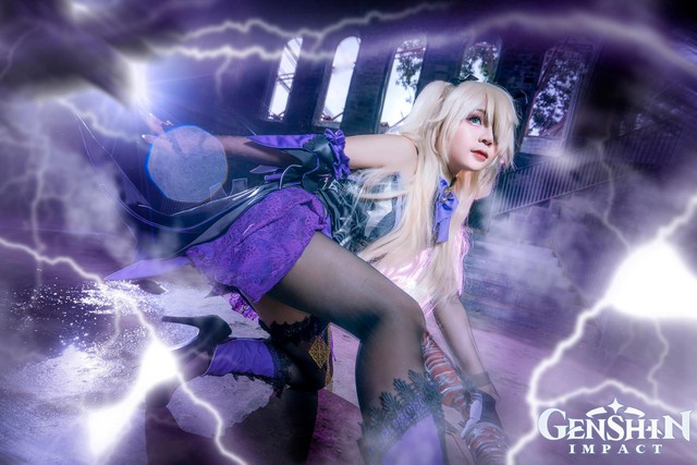 Đốt mắt với cosplay Genshin Impact siêu nóng bỏng - Ảnh 6.