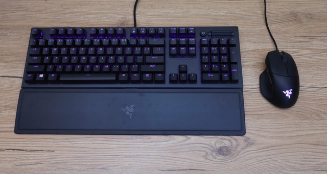 Trải nghiệm Razer BlackWidow v3 - Bàn phím cơ lung linh sắc màu đúng chất “Rắn ba đầu” - Ảnh 3.