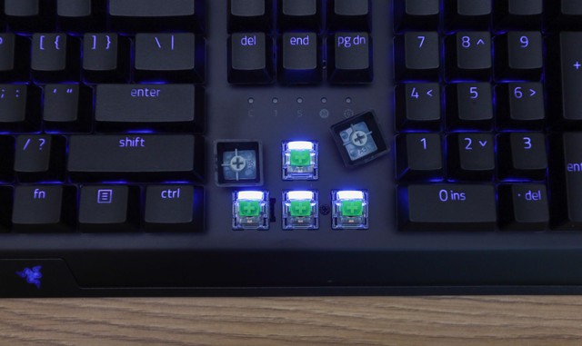 Trải nghiệm Razer BlackWidow v3 - Bàn phím cơ lung linh sắc màu đúng chất “Rắn ba đầu” - Ảnh 7.