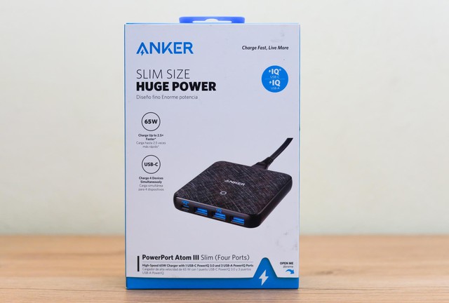 Anker PowerPort Atom III - Cục sạc nhỏ xinh có thể ‘gánh’ cả team chiến game mobile - Ảnh 1.