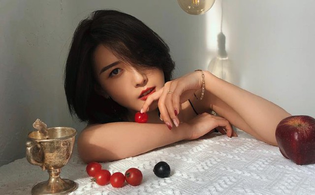 Thường xuyên đăng hình đẹp lồng lộn, nàng hot girl khiến CĐM ngỡ ngàng với chi tiết bất thường trong ảnh tự đăng - Ảnh 7.