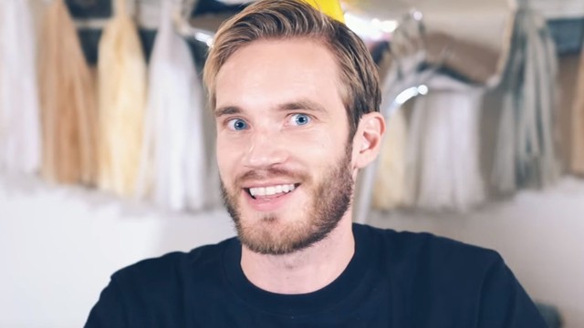 Vượt mặt BTS, Youtuber số 1 thế giới Pewdiepie bất ngờ được bình chọn là anh chàng đẹp trai nhất năm 2020 - Ảnh 1.