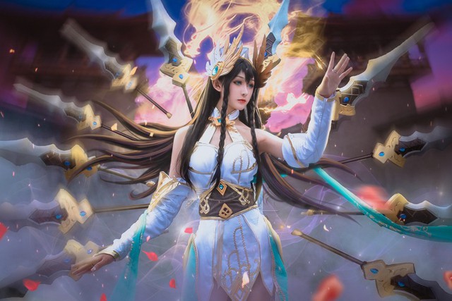 LMHT: Choáng váng vì vẻ đẹp tựa thần tiên tỉ tỉ trong bộ cosplay Irelia Tiên Kiếm của nữ game thủ Trung Quốc - Ảnh 2.