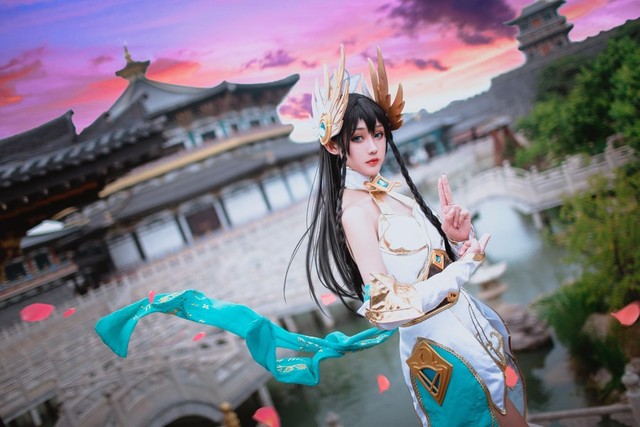LMHT: Choáng váng vì vẻ đẹp tựa thần tiên tỉ tỉ trong bộ cosplay Irelia Tiên Kiếm của nữ game thủ Trung Quốc - Ảnh 10.