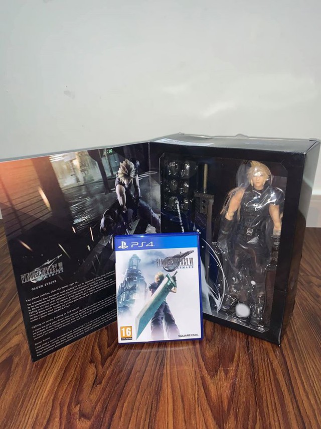 Cuồng Final Fantasy VII, game thủ Việt chi cả đống tiền để sắm toàn đồ chơi xịn xò - Ảnh 3.