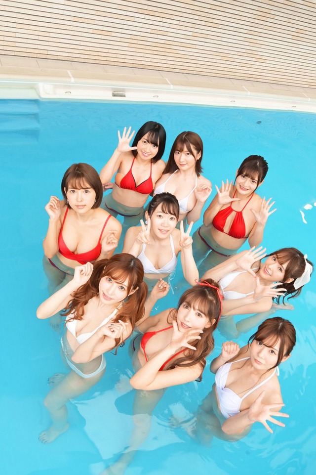 Làm ăn ế ẩm, bể bơi 18+ nổi tiếng Nhật Bản phải đóng cửa vì COVID-19? - Ảnh 3.