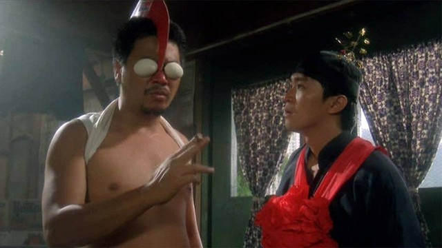 Châu Tinh Trì từng đối đầu hai cao thủ võ thuật thực sự trên phim của mình - Ảnh 2.