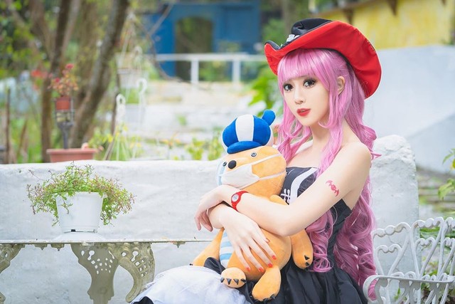 One Piece: Lịm tim trước hình ảnh dễ thương khó cưỡng của công chúa bóng ma Perona qua loạt ảnh cosplay đẹp mê hồn - Ảnh 4.