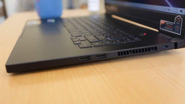 ASUS ROG Zephyrus G15: Laptop gaming của “phe đỏ” AMD cực mạnh mà giá rất hợp lý - Ảnh 5.