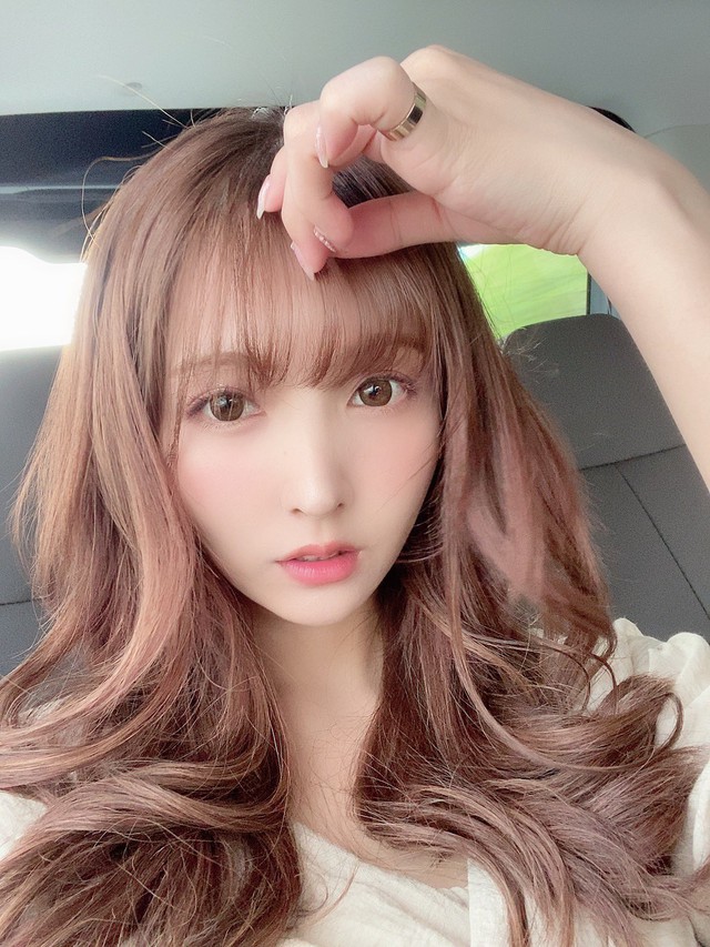 Yua Mikami khoe trở lại với style tóc dài, fan hâm mộ rần rần khen ngợi nhan sắc - Ảnh 2.