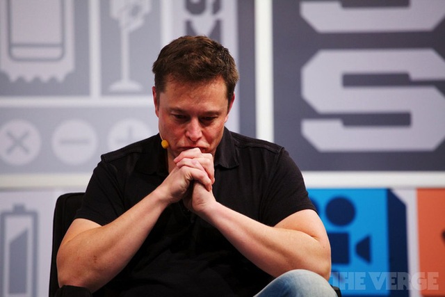 Elon Musk tuyên bố giá cổ phiếu Tesla hiện đang quá cao, ngay lập tức giá cổ phiếu sụt giảm - Ảnh 1.