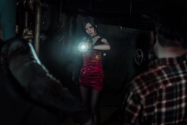 Mê mệt với bộ ảnh cosplay Ada Wong - Resident Evil 2 đẹp nhất mọi thời đại - Ảnh 17.
