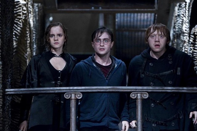 Hóa tù nhân vượt ngục trong Phi Vụ Đào Tẩu, Daniel Radciffe không còn là Harry Potter mà bạn biết - Ảnh 3.