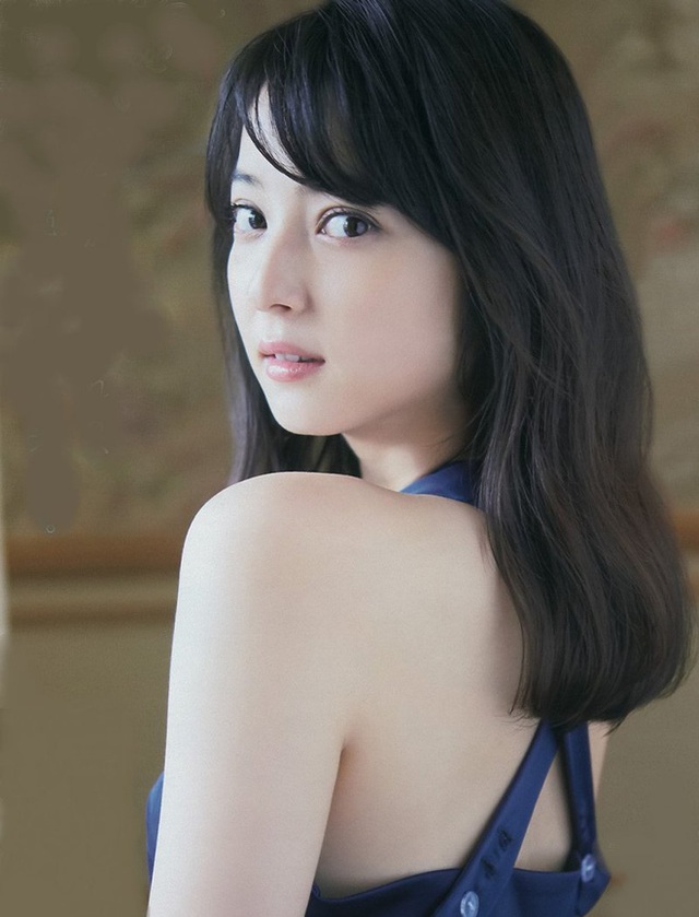 Cận cảnh nhan sắc mỹ nhân đẹp nhất Nhật Bản Nozomi Sasaki: Sở hữu thân hình gợi cảm cùng gương mặt ngây thơ nhưng vẫn bị chồng cắm 182 chiếc sừng - Ảnh 11.