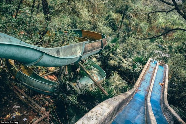Khám phá công viên bỏ hoang nổi tiếng ở Việt Nam, khung cảnh rùng rợn không khác gì game kinh dị - Ảnh 10.