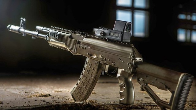 Những khẩu súng xuất sắc nhất trong lịch sử của người Nga: Số 1 là AK-47 huyền thoại! - Ảnh 10.