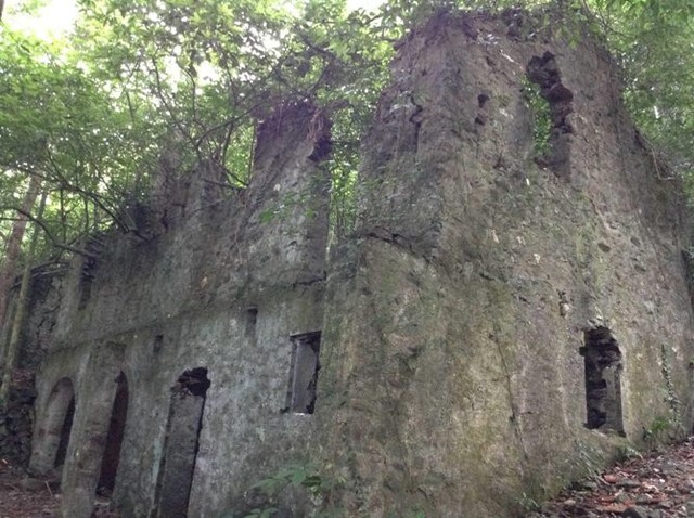 Khám phá những địa điểm bỏ hoang như game kinh dị tại Việt Nam: Nhà thờ cổ Ba Vì - Ảnh 8.