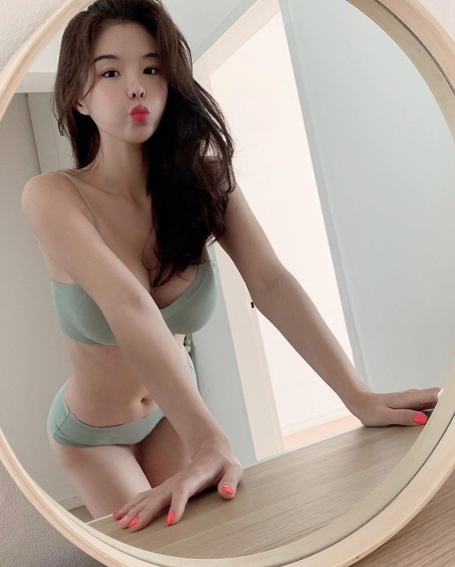 Chỉnh sửa ảnh quá đà và bị phản damage, nàng hot girl nhận cơn mưa gạch đá từ phía fan hâm mộ - Ảnh 10.