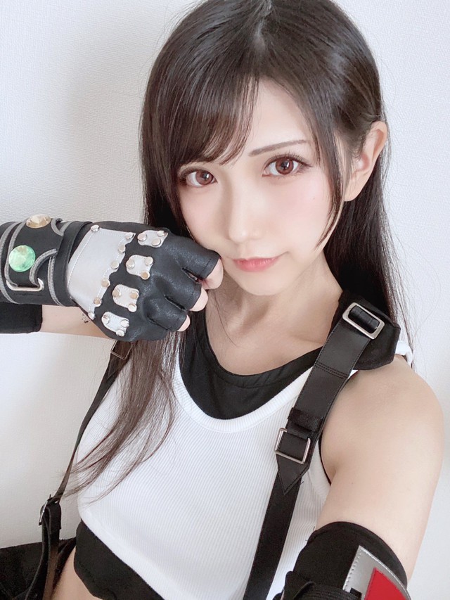 Lại xuất hiện cô nàng cosplay Tifa đời thực mới cực xinh, giống 99% phiên bản Final Fantasy VII Remake - Ảnh 2.