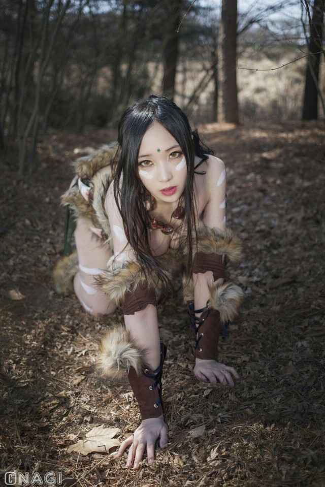 Rạo rực với cosplay Nidalee tâm hồn căng mọng, trắng hồng từng milimet của nữ coser Hàn Quốc - Ảnh 3.