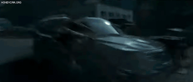 Chuyện bi hài ở Peninsula (Train To Busan 2): Zombie chỉ là cameo, trong khi các tay đua giật sạch spotlight - Ảnh 3. Chuyện bi hài ở Peninsula (Train To Busan 2): Zombie chỉ là cameo, trong khi các tay đua giật sạch spotlight - Ảnh 3.