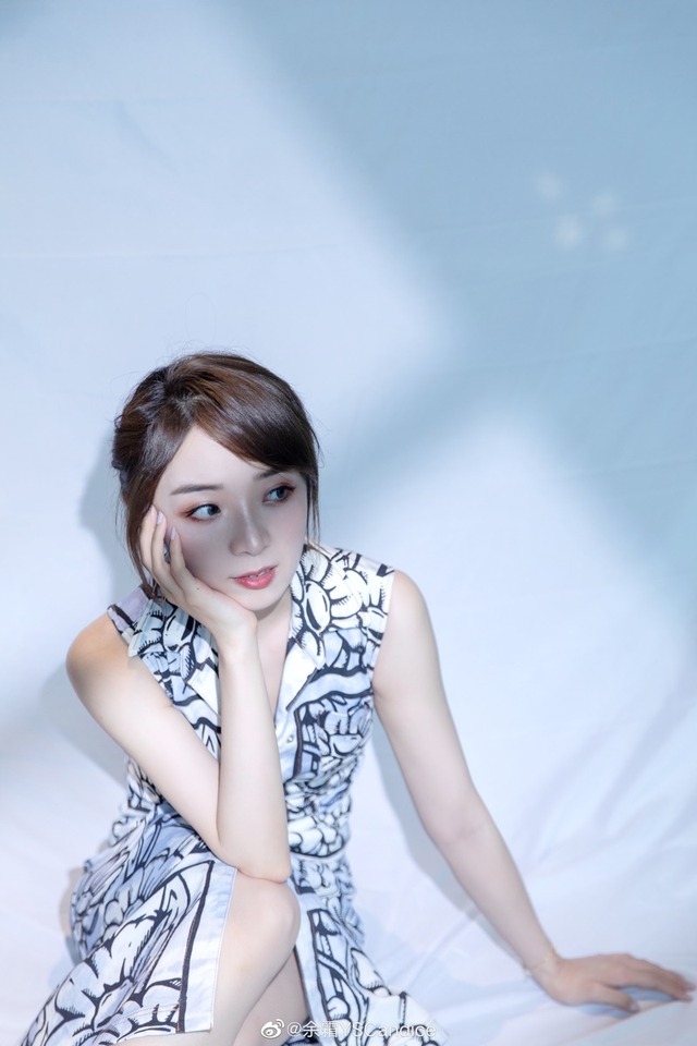 Hậu chia tay bạn trai, nữ thần Candice khoe nhan sắc tinh khôi, chứng minh em đẹp nhất khi không thuộc về ai - Ảnh 6. Hậu chia tay bạn trai, nữ thần Candice khoe nhan sắc tinh khôi, chứng minh em đẹp nhất khi không thuộc về ai - Ảnh 6.