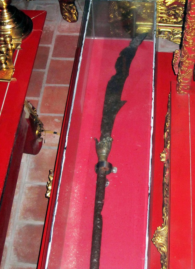 Bảo đao Việt Nam: Chiêm ngưỡng tận mắt thanh long đao 500 năm tuổi của vua Mạc Đăng Dung - Ảnh 3.