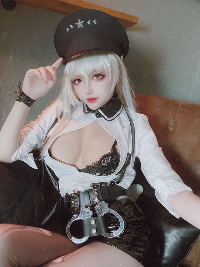 Cosplay Gangut trong Azur Lane sexy đến nghẹt thở khiến anh em dễ bị trúng bùa yêu - Ảnh 21.