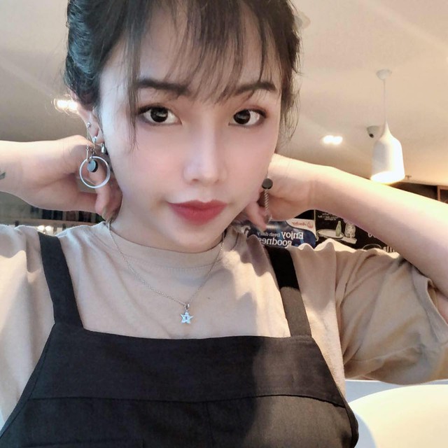 Góc mlem: Hot girl Thục Sơn thế hệ Z khoe ảnh, check in sexy điên đảo sau 1 đêm khiến 500 anh em không kịp đỡ - Ảnh 10. Góc mlem: Hot girl Thục Sơn thế hệ Z khoe ảnh, check in sexy điên đảo sau 1 đêm khiến 500 anh em không kịp đỡ - Ảnh 10.