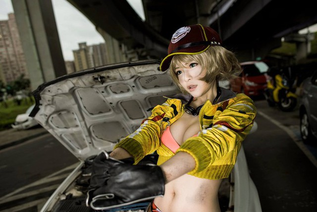 Nóng hừng hực với cô nàng sửa xe Cindy trong Final Fantasy XV - Ảnh 6.