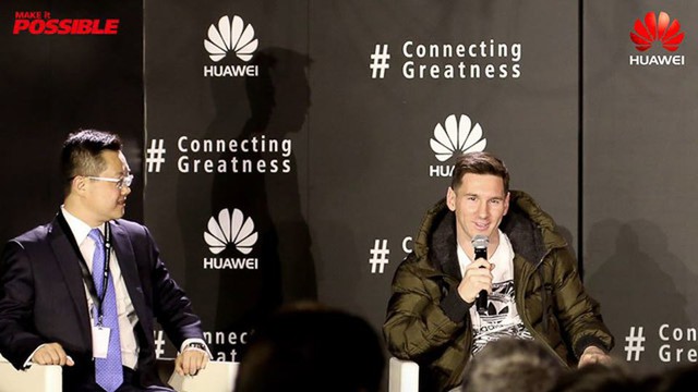 Chi Pu bất ngờ được báo nước ngoài ngợi khen, cho rằng không kém gì Messi và Scarlett Johansson - Ảnh 2.