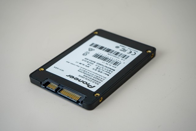 Ngạc nhiên chưa! Trên tay Pioneer SSD SATA III: khi thương hiệu âm thanh đình đám sản xuất đồ IT - Ảnh 3.