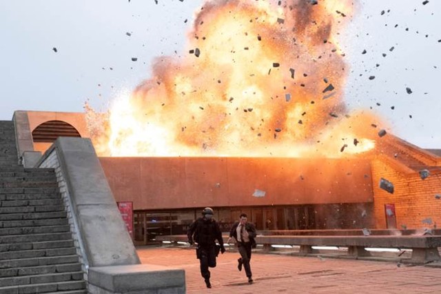 Siêu bom tấn TENET bá chủ phòng vé, thiết lập hàng loạt kỷ lục doanh thu mới bất chấp gần 20% rạp phim cả nước đóng cửa giữa mùa - Ảnh 3.