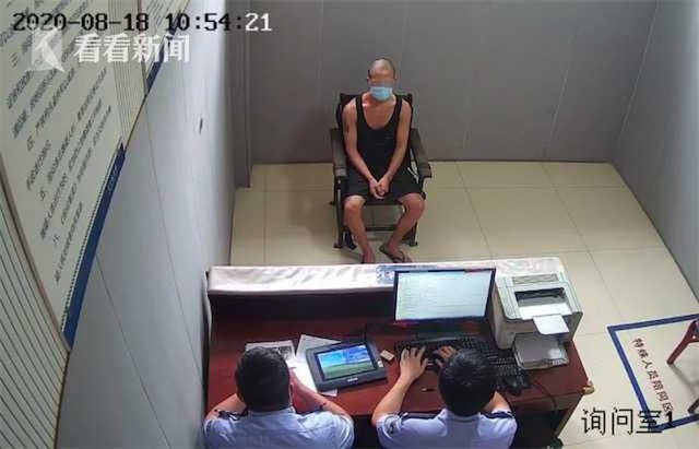 Muốn không làm mà vẫn có ăn, thanh niên IQ vô cực đập máy ATM, chờ cảnh sát đến để được vào tù cho có chỗ ăn, chỗ ở - Ảnh 4.