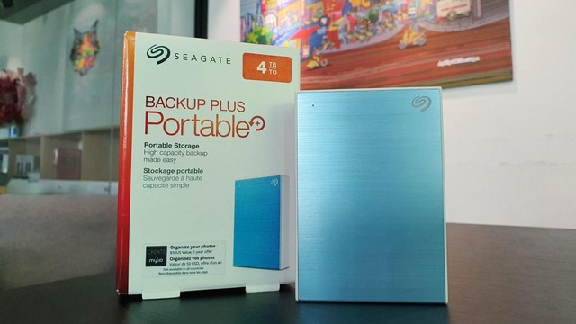 Trên tay và đánh giá chi tiết ổ cứng gắn ngoài Seagate Backup Plus Portable 4TB – Nhỏ gọn, tiện dụng và phong cách - Ảnh 1.