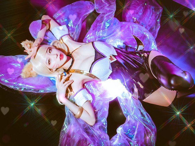 Bộ ảnh cosplay nõn nà chứng minh Ahri K/DA chưa và sẽ không bao giờ hết nóng - Ảnh 20.