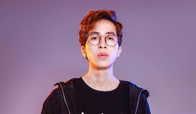 ViruSs bật khóc khi đang reaction, ngừng luôn livestream, tâm sự lý do bị nghiện làm việc - Ảnh 2. ViruSs bật khóc khi đang reaction, ngừng luôn livestream, tâm sự lý do bị nghiện làm việc - Ảnh 2.