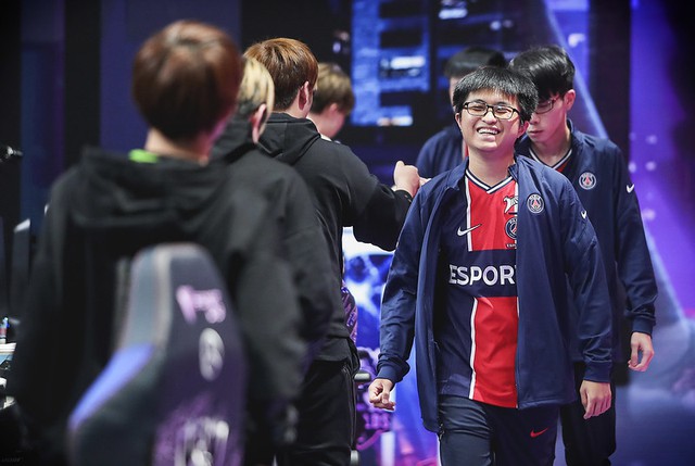 Hi vọng có thể đánh bại Top Esports, PSG Talon bị fan LPL mỉa mai - Mới thắng LGD đã gáy à - Ảnh 1.