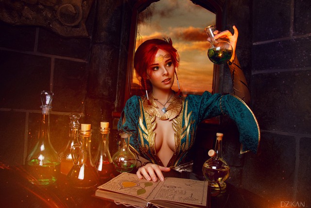Hút hồn với cosplay nàng phù thủy nóng bỏng Triss trong The Witcher 3 - Ảnh 2.