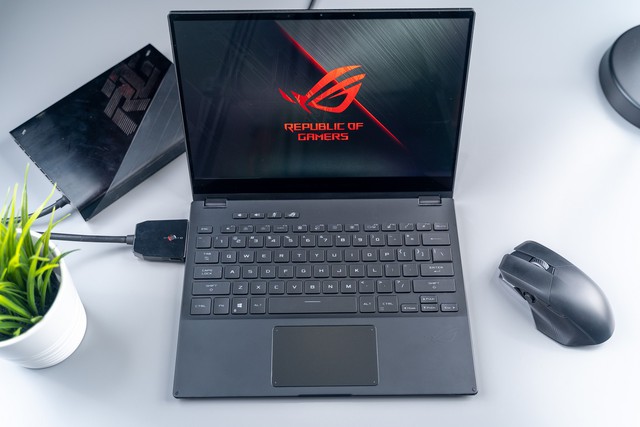 ROG ra mắt ROG Flow X13 – Chiếc laptop gaming 13 inch mạnh nhất thế giới với dock VGA RTX 3080 - Ảnh 2.