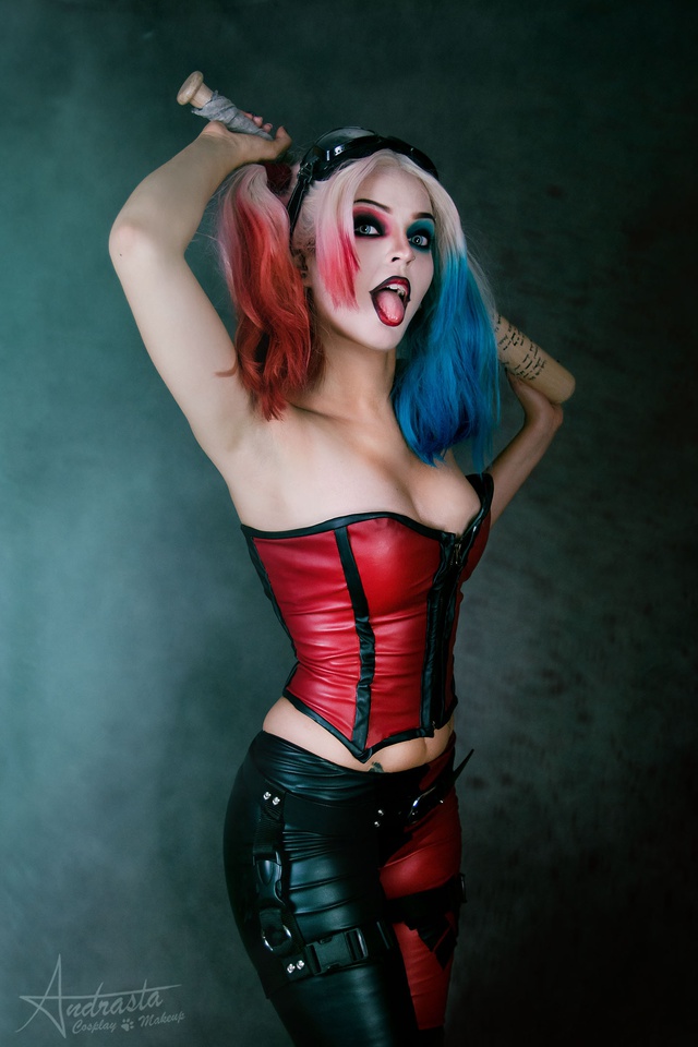 Ngắm cosplay nàng hề Harley Quinn nóng bỏng đến nỗi fan chỉ biết biết tặc lưỡi, chép miệng - Ảnh 12.