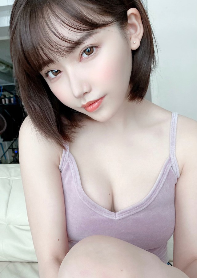 Cộng đồng mạng bất ngờ khai phá cô nàng hot girl Việt xinh đẹp, sở hữu nhan sắc giống thiên thần Eimi Fukada tới 99% - Ảnh 3.