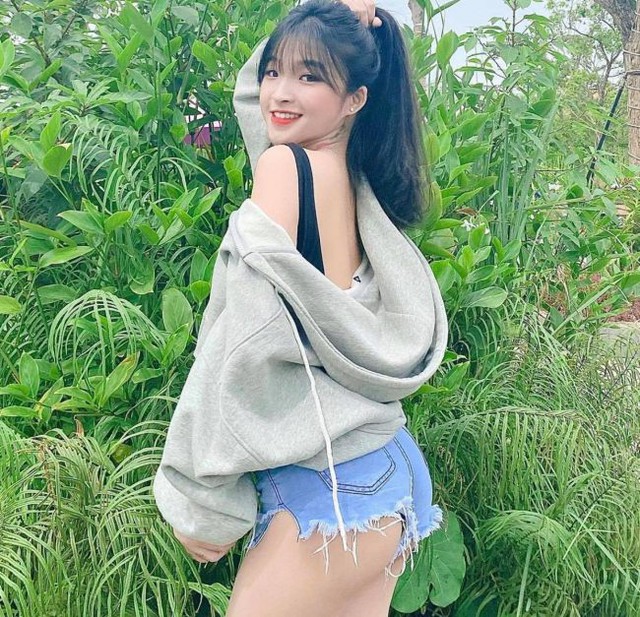 Xinh đẹp và gợi cảm, nàng hot girl Việt 2k2 bất ngờ được báo nước ngoài khen ngợi, chiêm ngưỡng nhan sắc càng thêm bất ngờ - Ảnh 9.