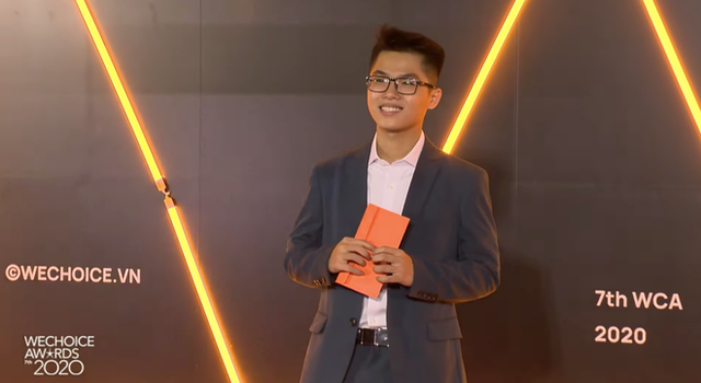 Toàn cảnh thảm đỏ WeChoice Awards 2020: Dàn streamer, BLV khủng đổ bộ: ViruSs, Lai Bâng, Thảo Nari - Ảnh 7. Toàn cảnh thảm đỏ WeChoice Awards 2020: Dàn streamer, BLV khủng đổ bộ: ViruSs, Lai Bâng, Thảo Nari - Ảnh 7.