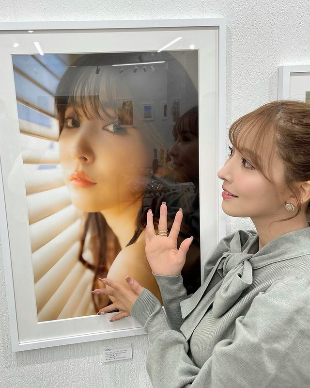 Chụp ảnh thiếu vải rồi khuyên fan đóng khung, mua về trang trí nhà, Yua Mikami khiến không ít người háo hức - Ảnh 5.