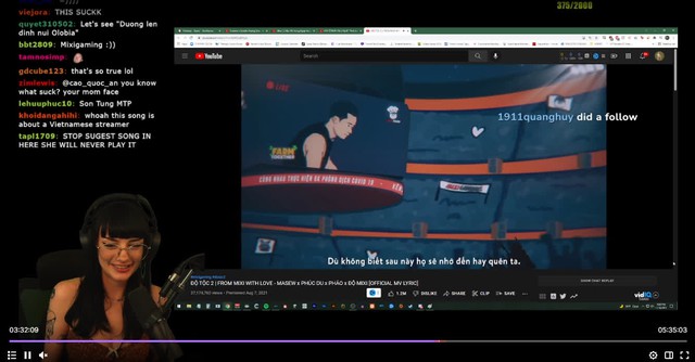 Nữ streamer “con cá” lại khiến người Việt phát sốt khi review Độ Tộc 2 của Độ Mixi, nghe cả nhạc Bolero - Ảnh 6.