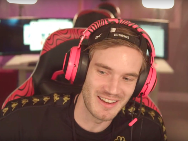 [Cây Bút Vàng 2021] PewDiePie: Khi nghề Streamer phản ánh cả cuộc đời - Ảnh 3.