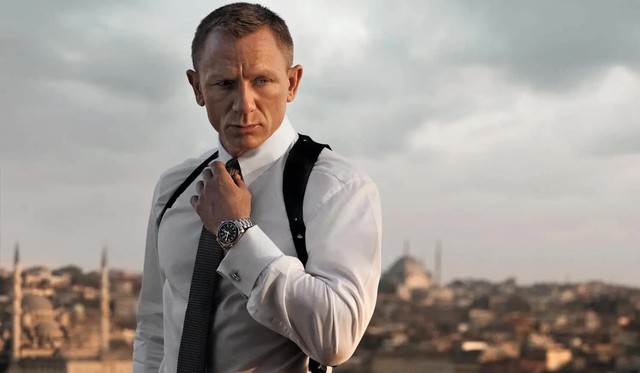 Nhìn lại hành trình 15 năm của Daniel Craig gắn bó với hình tượng chàng điệp viên hào hoa 007 - Ảnh 3.
